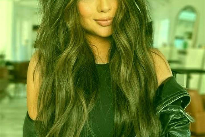Evelyn, 36, a brunette brown-eyed mixed companion based in Le Bocasse. Offering GFE, Fetish, Striptease, Roleplay. Available for incall and outcall, overnigh...
