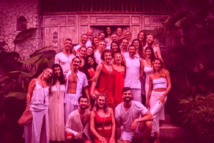 Evelyn, 36, a dark blonde green-eyed mediterranean companion based in White Pigeon. Offering Duos, Deep French Kissing, Erotic Massage, Tantra, Roleplay. Ava...