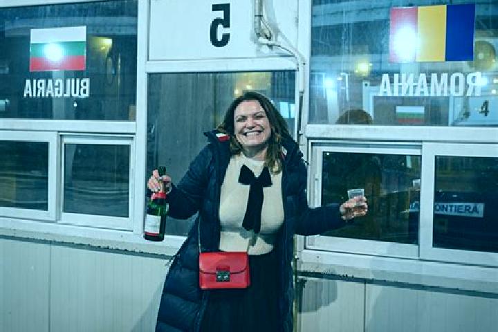 Evelyn, 36 — Escort in Reviga, Romania