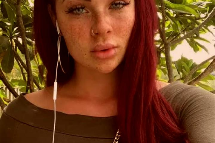 Evelyn, 37, a chestnut green-eyed european companion based in Bad Wilsnack. Offering Fetish, Roleplay, Striptease, Girlfriend Experience. Available for incal...