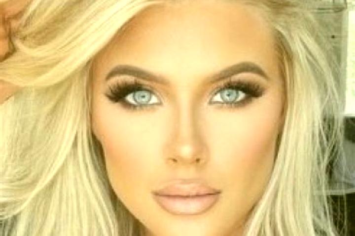 Evelyn, 37, a platinum blonde dark-eyed latina companion based in Bianchi. Offering Erotic Massage, Travel Companion, Party Girl. Available for incall and ou...