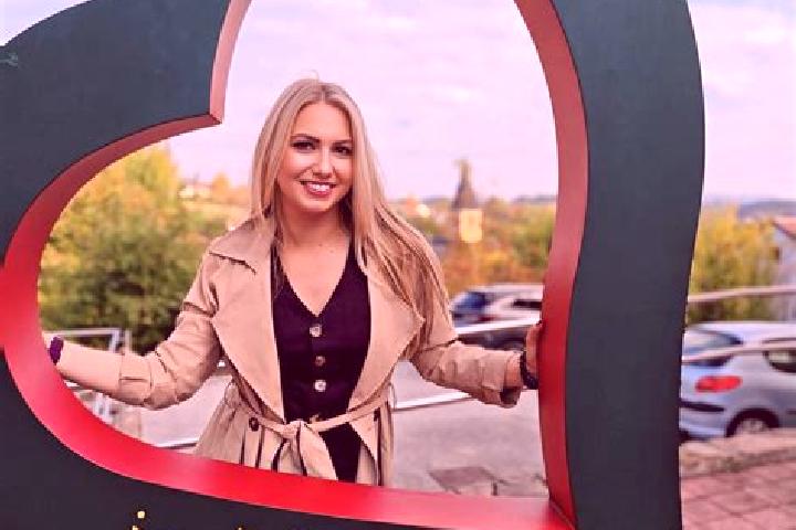 Evelyn, 37 — Escort in Radoboj, Croatia
