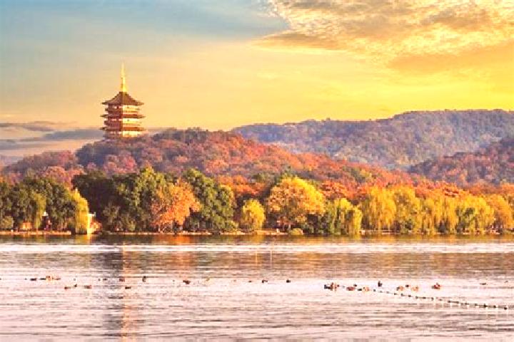 Evelyn, 37 — Escort in Xiwu, China