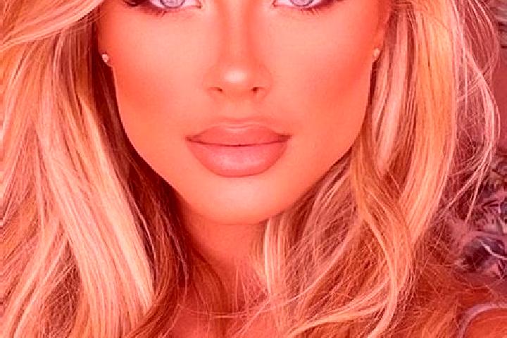 Evelyn, 38, a dark blonde hazel-eyed latina companion based in Zuerich (Kreis 9). Offering CIM, Roleplay, Duos. Available for incall and outcall, overnight b...