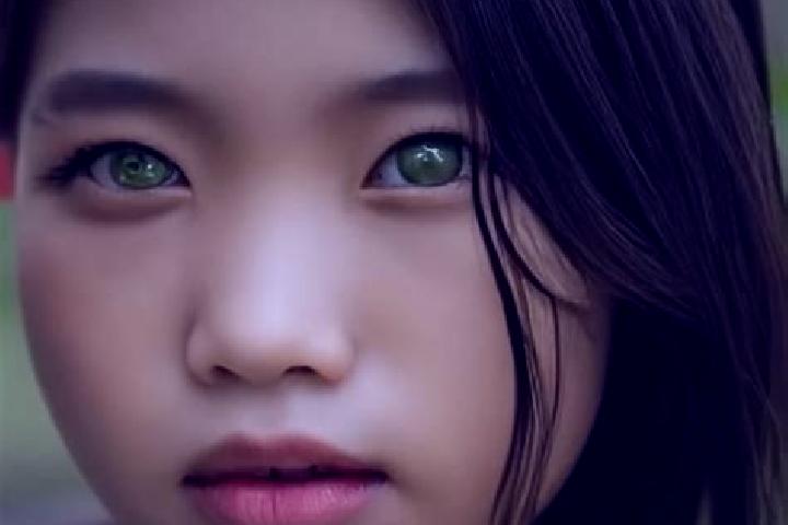 Grace, 20, a black green-eyed asian companion based in Ojaksar. Offering BDSM, OWO, GFE. Available for incall and outcall, day and evening dates.