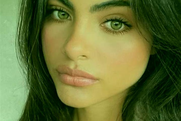 Grace, 20, a chestnut dark-eyed indian companion based in Caseiros. Offering Travel Companion, Tantra, 69, A-Level, Erotic Massage. Available for incall and ...