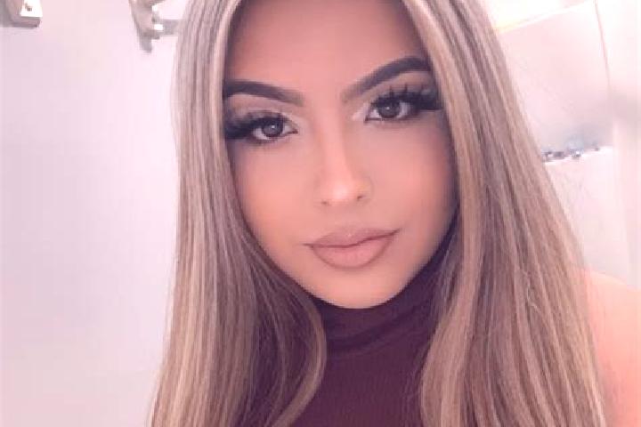 Grace, 22, a blonde brown-eyed latina companion based in Charadai. Offering CIM, Domination, Girlfriend Experience. Available for incall and outcall, overnig...