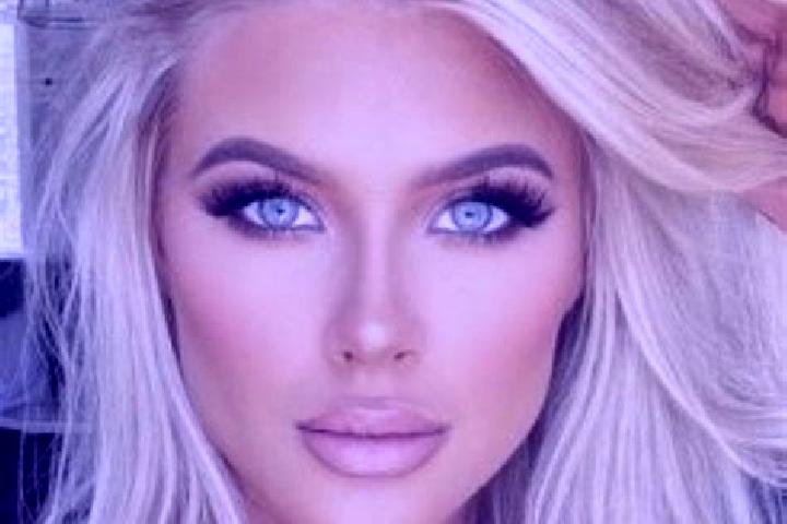 Grace, 22, a platinum blonde amber-eyed ebony companion based in Brooks. Offering CIM, Couples, Roleplay, Striptease. Available for incall and outcall, day a...