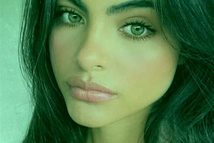 Grace, 23, a brunette grey-eyed indian companion based in Poturo. Offering A-Level, Striptease, Girlfriend Experience, Travel Companion, Erotic Massage. Avai...