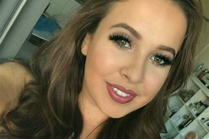 Grace, 23, a dark blonde dark-eyed mixed companion based in Sprowston. Offering Domination, Couples, GFE, Girlfriend Experience. Available for incall and out...