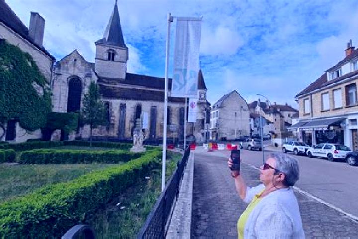 Grace, 23 — Escort in Chatillon-sur-Colmont, France