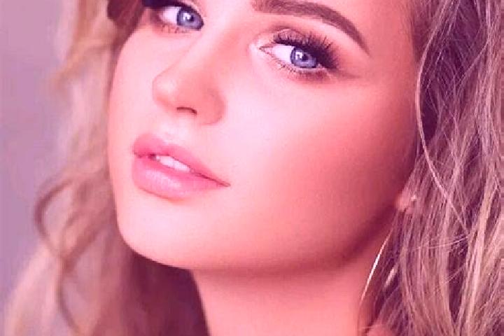 Grace, 24, a dark blonde blue-eyed caribbean companion based in Kekaha-Waimea. Offering Duos, Tantra, Girlfriend Experience, GFE, Deep French Kissing. Availa...
