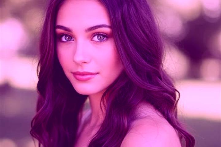 Grace, 25, a auburn hazel-eyed mixed companion based in El Chamizal. Offering Girlfriend Experience, Deep French Kissing, Overnight. Available for incall and...