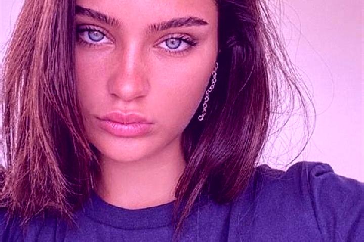 Grace, 25, a brunette dark-eyed slavic companion based in Cirukem. Offering Deep French Kissing, CIM, A-Level, Couples, OWO. Available for incall and outcall...