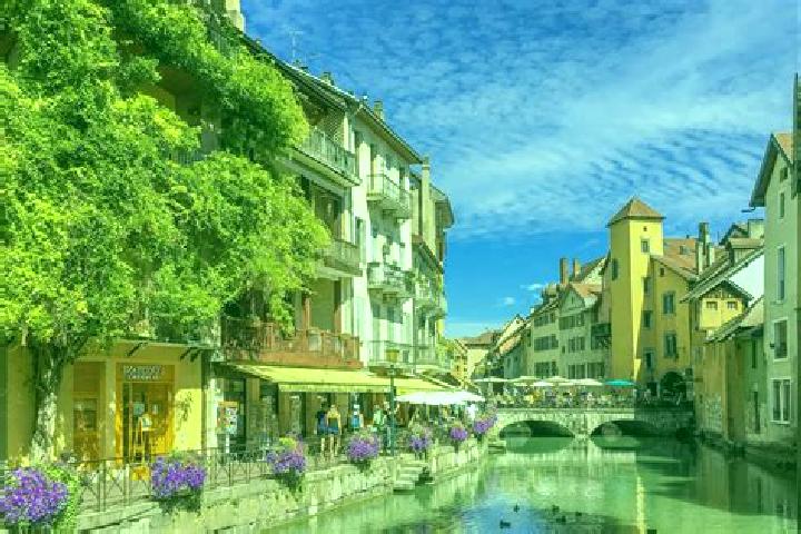 Grace, 25 — Escort in Ustaritz, France