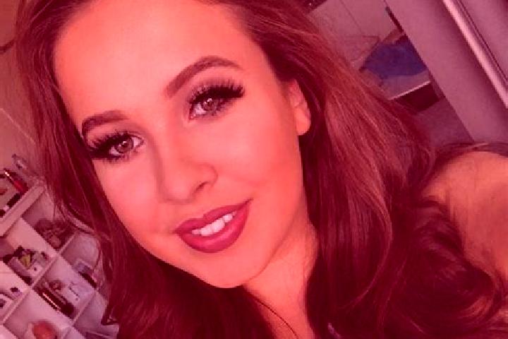 Grace, 26, a auburn amber-eyed caribbean companion based in Nyah West. Offering BDSM, Erotic Massage, Prostate Massage, Duos. Available for incall and outcal...