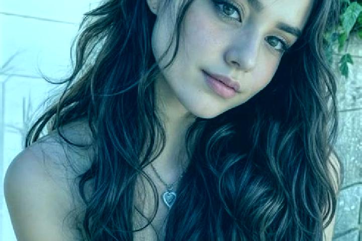 Grace, 26, a black hazel-eyed middle eastern companion based in Kampong Bakai. Offering Travel Companion, A-Level, Party Girl. Available for incall and outca...