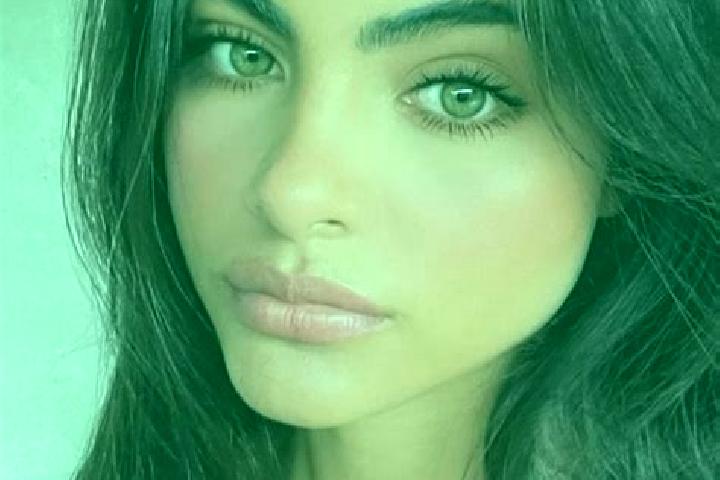Grace, 26, a brunette dark-eyed middle eastern companion based in Malaya Dubna. Offering Striptease, Overnight, Duos, A-Level, CIM. Available for incall and ...