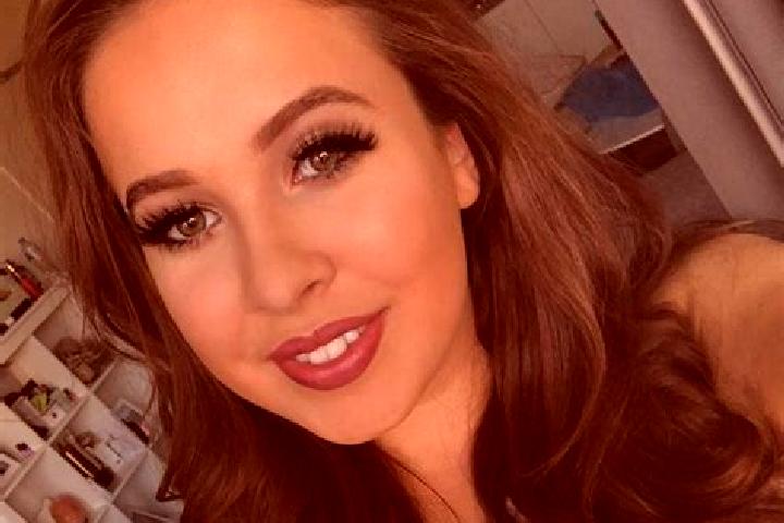 Grace, 27, a brunette grey-eyed ebony companion based in Rongy. Offering Massage, Striptease, Domination, CIM. Available for incall and outcall, day and even...