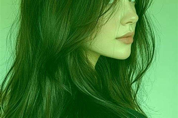 Grace, 28, a auburn brown-eyed caucasian companion based in Raipur. Offering Duos, Travel Companion, Tantra. Available for incall and outcall, overnight book...
