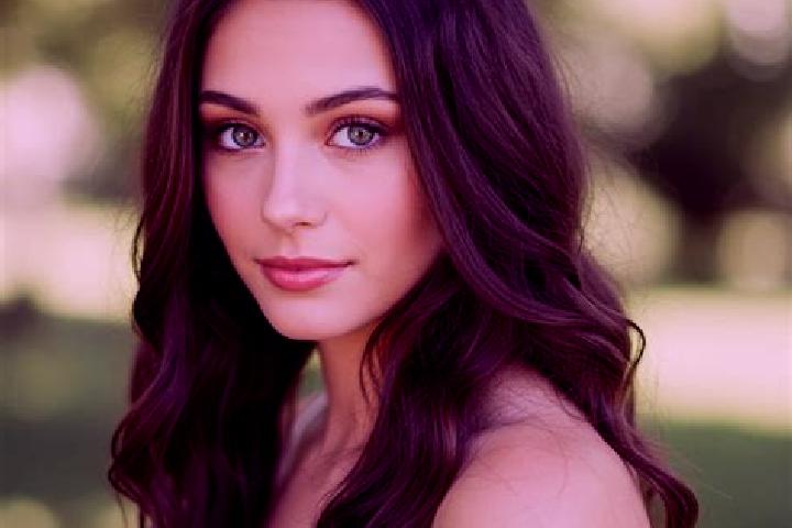Grace, 29, a black hazel-eyed mixed companion based in Raubsville. Offering A-Level, Deep French Kissing, Duos. Available for incall and outcall, day and eve...