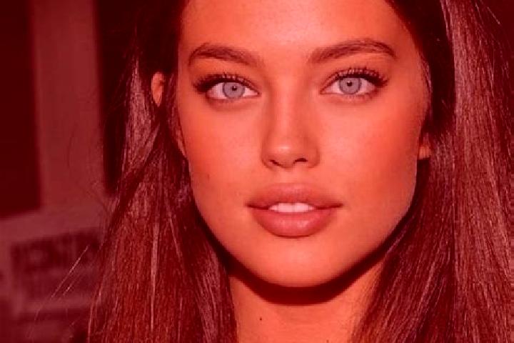 Grace, 29, a brunette dark-eyed mediterranean companion based in Budel-Schoot. Offering Tantra, OWO, Striptease, Domination. Available for incall and outcall...