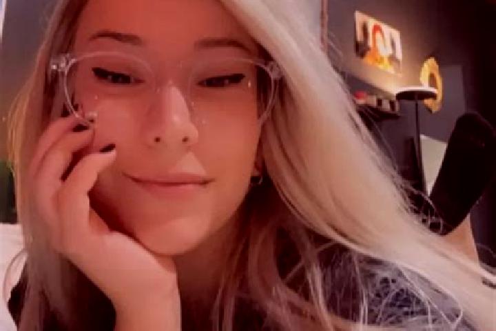 Grace, 30, a platinum blonde grey-eyed mixed companion based in Lenart v Slovenskih Goricah. Offering GFE, Overnight, 69, Girlfriend Experience. Available fo...