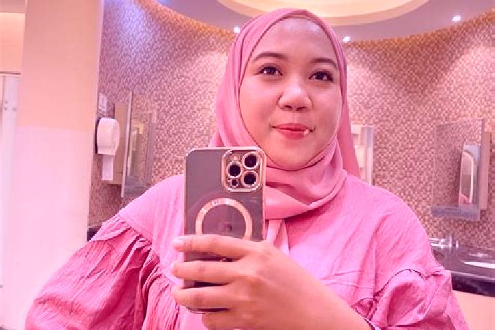 Grace, 30 — Escort in Rawalo, Indonesia