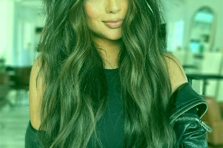 Grace, 31, a brunette dark-eyed caribbean companion based in Deganwy. Offering GFE, Domination, Travel Companion, Erotic Massage, Overnight. Available for in...