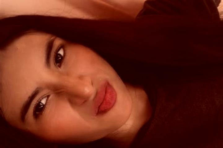 Grace, 31, a red grey-eyed slavic companion based in Islas Agrarias Grupo A. Offering Deep French Kissing, Dinner Date, GFE. Available for incall and outcall...