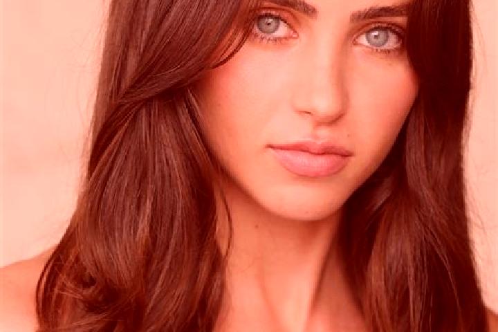 Grace, 33, a blonde dark-eyed latina companion based in Darwin. Offering OWO, Deep French Kissing, Erotic Massage, Duos, Roleplay. Available for incall and o...