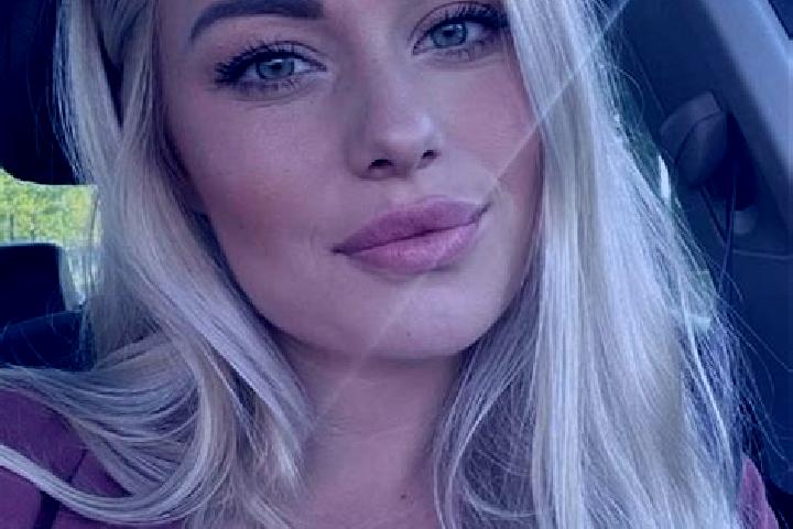 Grace, 33, a blonde hazel-eyed caucasian companion based in Bialobrzegi. Offering Deep French Kissing, BDSM, Tantra. Available for incall and outcall, day an...