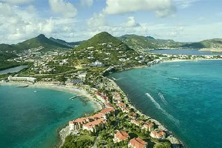 Grace, 33, a red blue-eyed caribbean companion based in Phillipsburg. Offering BDSM, Travel Companion, Fetish, Girlfriend Experience, GFE. Available for inca...