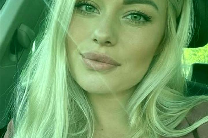 Grace, 34, a blonde hazel-eyed caribbean companion based in Martinez. Offering Fetish, Massage, Prostate Massage, Couples. Available for incall and outcall, ...