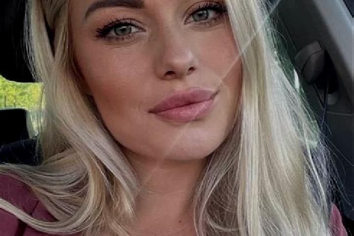 Grace, 35, a blonde hazel-eyed mediterranean companion based in Bueyueksofulu. Offering Striptease, CIM, GFE. Available for incall and outcall, day and eveni...