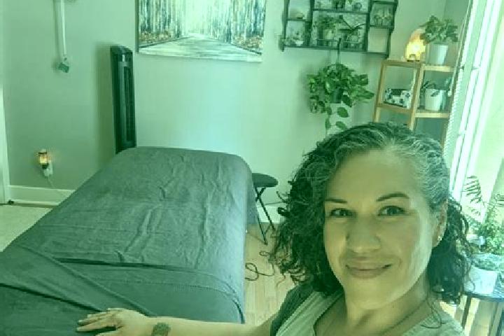 Grace, 35, a brunette amber-eyed ebony companion based in Lauingen. Offering GFE, Massage. Available for incall and outcall, overnight bookings available.