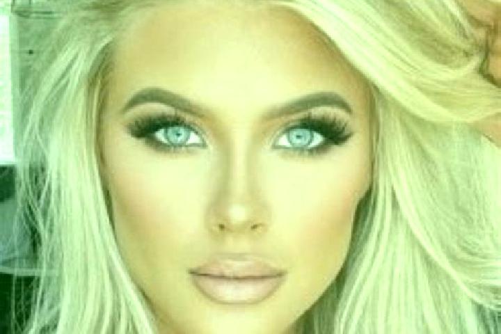 Grace, 35, a platinum blonde green-eyed european companion based in Aripuana. Offering Striptease, CIM, Tantra. Available for incall and outcall, day and eve...