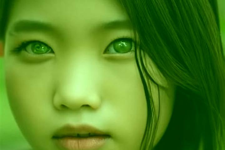 Grace, 35, a red green-eyed asian companion based in Verze. Offering BDSM, Duos, GFE. Available for incall and outcall, overnight bookings available.