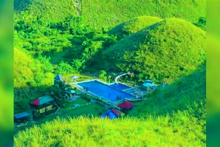 Grace, 35 — Escort in Sablan, Philippines