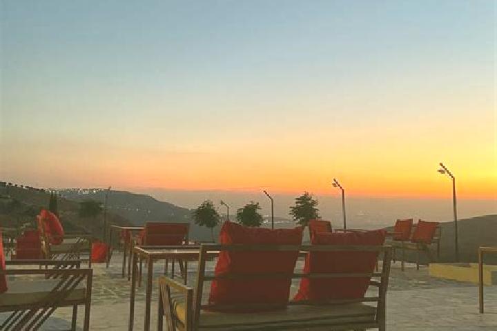 Grace, 36 — Escort in Marj Al Hamam, Jordan