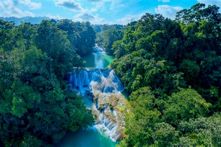 Grace, 37 — Escort in La Cascada, Mexico