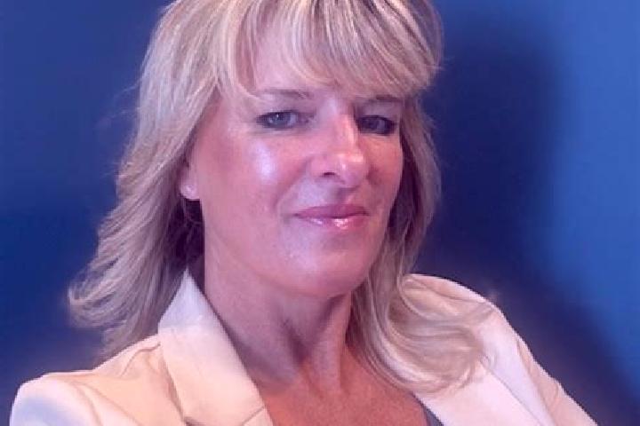 Grace, 37 — Escort in Wardle, United Kingdom