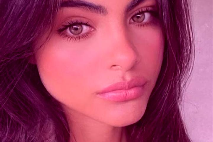 Grace, 38, a black hazel-eyed caucasian companion based in El Arenal. Offering Dinner Date, Striptease, Roleplay, Tantra. Available for incall and outcall, o...