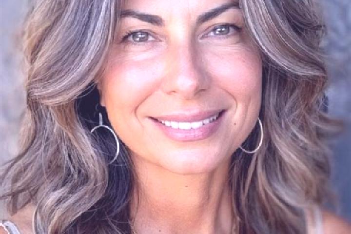 Grace, 38, a brunette grey-eyed latina companion based in Embourg. Offering CIM, Duos, Travel Companion, Overnight. Available for incall and outcall, overnig...