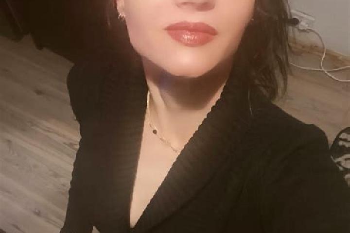 Grace, 38 — Escort in Poroschia, Romania