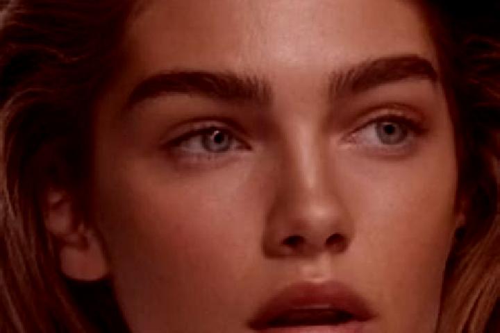 Hannah, 20, a dark blonde blue-eyed caribbean companion based in Calcot. Offering OWO, 69, Duos. Available for incall and outcall, day and evening dates.