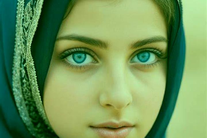 Hannah, 20, a dark blonde blue-eyed middle eastern companion based in Nangahure. Offering 69, Tantra, Erotic Massage, OWO. Available for incall and outcall, ...