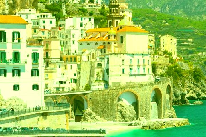 Hannah, 20 — Escort in Castelnovo, Italy
