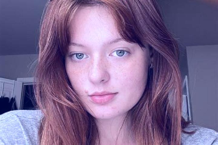Hannah, 21, a auburn brown-eyed ebony companion based in Poros. Offering Prostate Massage, OWO, Erotic Massage. Available for incall and outcall, day and eve...