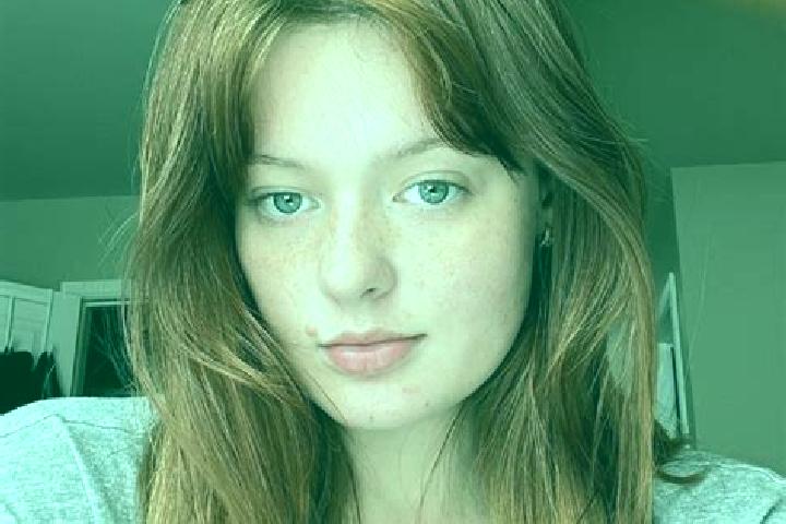 Hannah, 21, a auburn grey-eyed caucasian companion based in Sassafras. Offering Travel Companion, Party Girl, A-Level. Available for incall and outcall, over...